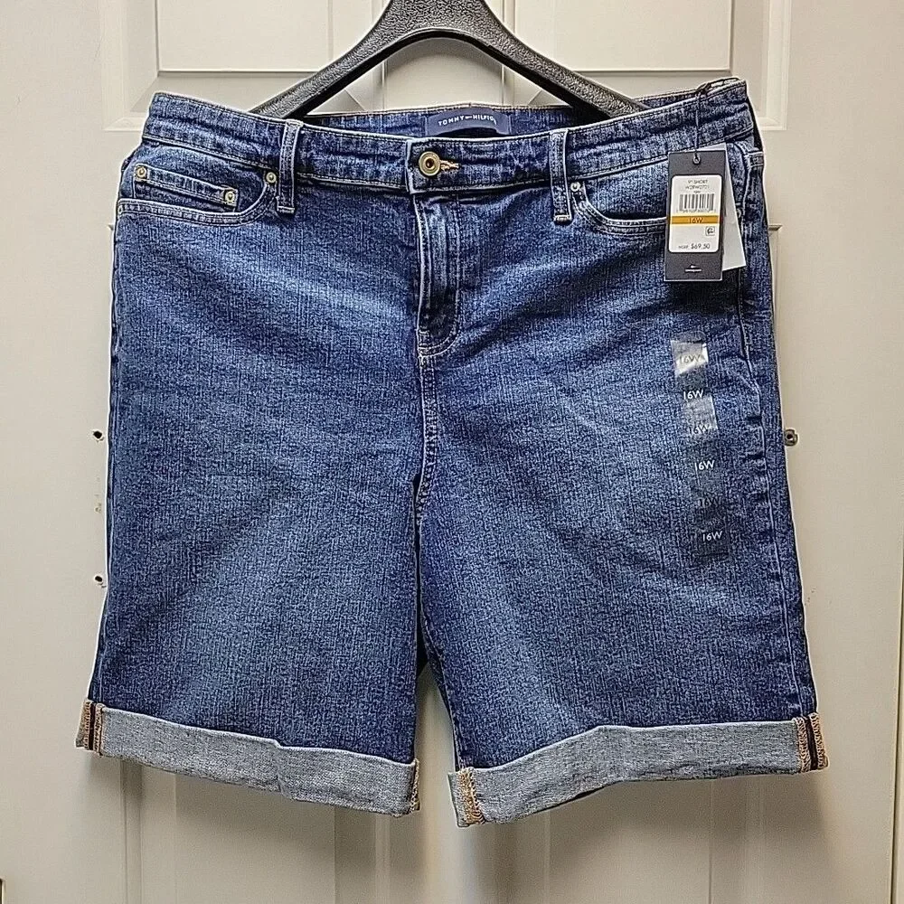 Tommy Hilfiger Women's Blue Cuffed Denim Shorts Plus Size 16W Super Cute - NEW - Picture 2 of 7